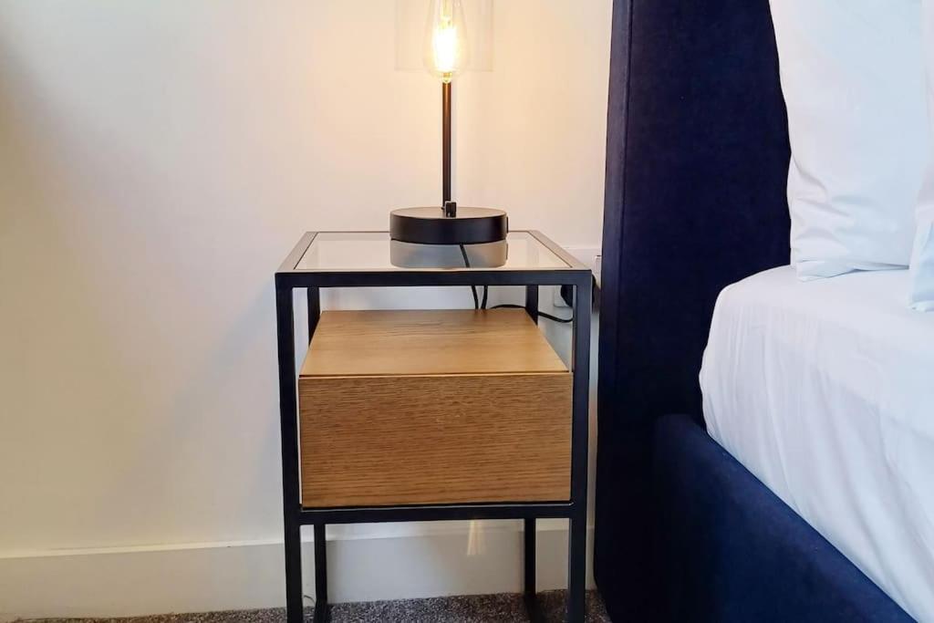 Stylish Modern 1Bed Apartment In בדפורד מראה חיצוני תמונה