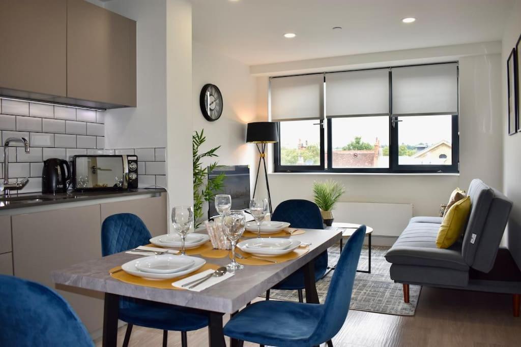 Stylish Modern 1Bed Apartment In בדפורד מראה חיצוני תמונה