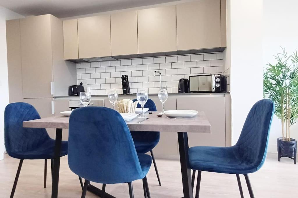 Stylish Modern 1Bed Apartment In בדפורד מראה חיצוני תמונה