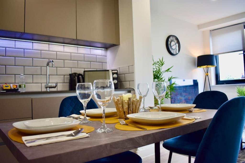 Stylish Modern 1Bed Apartment In בדפורד מראה חיצוני תמונה